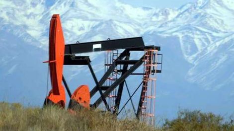 Los Andes | El uso del agua en la extracción de petroleo, tanto de forma tradicional como no convencional, es de los más grandes pero también de los que más empleos y dinero genera.