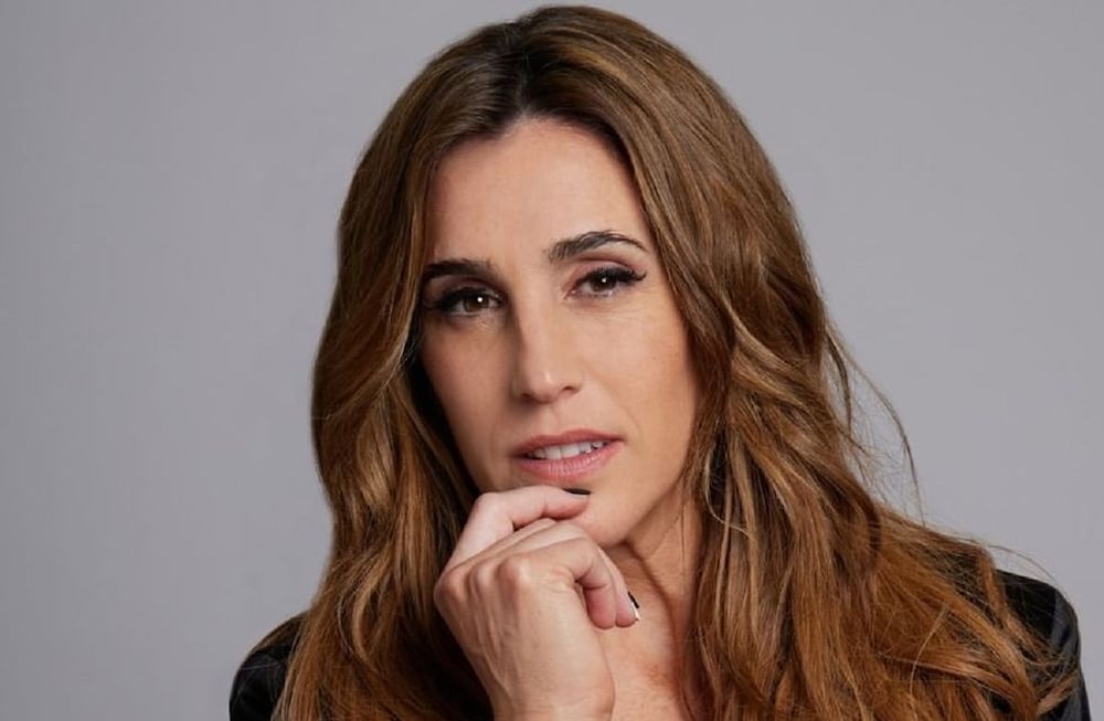 Soledad Pastorutti se puso un minivestido rojo que dejó ver todo: “Tendría que ser ilegal”