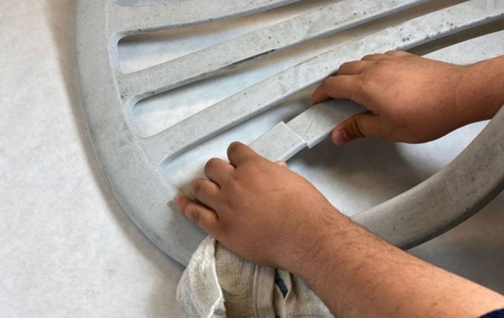 Solo necesitás algo para cortar, lija y un poco de creatividad para una idea original y productiva. Solo necesitás algo para cortar, lija y un poco de creatividad para una idea original y productiva.