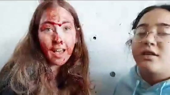 Las familias de las secuestradas decidieron que se difunda el video, ya que afirman que la prensa internacional no se preocupa por los rehenes que llevan ya más de 200 días en manos de los terroristas que prometieron embarazarlas y dispararles a todas.