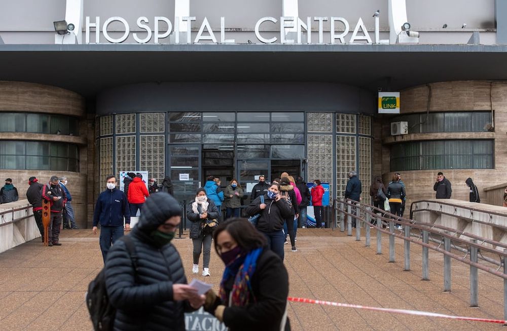 Con 39.478 casos confirmados hasta el viernes, el Gran Mendoza tenía ocupadas 85,96% de las camas UTI para Covid-19 Foto: Ignacio Blanco / Los Andes