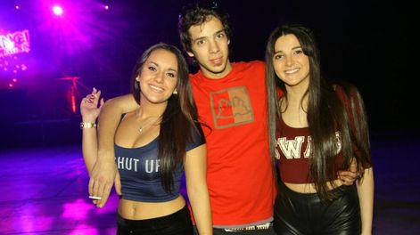 Amigos de festejo en los boliches de Mendoza