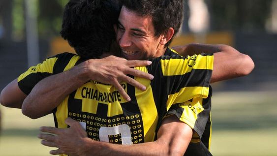 Uno los quiere, el otro los contrata