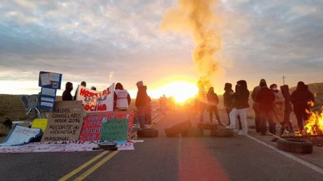 Los protestantes autoconvocados seguirán cortando las rutas, a pesar de la propuesta del gobierno.