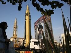 Trump fustiga a Irán.