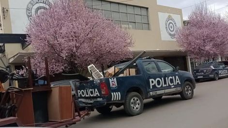Los Andes | La mudanza de los comisarios del Valle de Uco se produjo ayer.