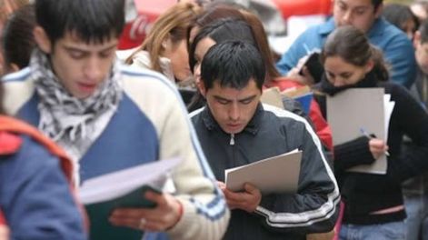 Los Andes | Por la alta tasa de empleo y los bajos sueldos, Mendoza es la tercera provincia del país en el que más personas buscan un segundo o tercer trabajo.