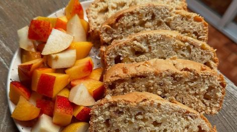 Cómo hacer un delicioso budín matero de manzana solo con ingredientes de tu cocina