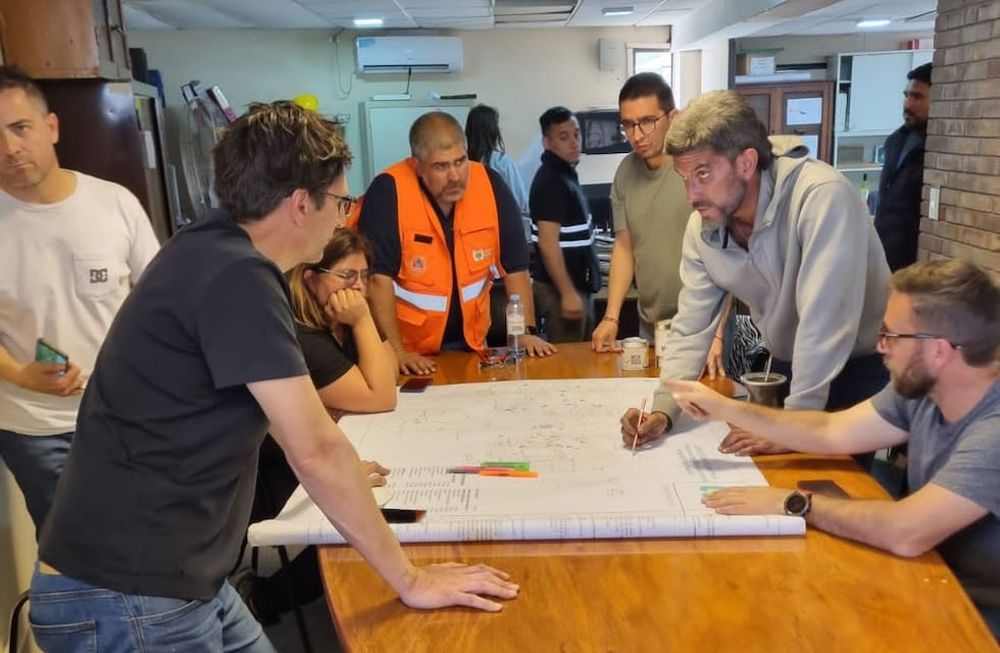 La Ciudad despliega un gran operativo frente al incendio en San Agustín