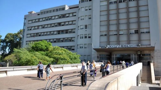 El conductor, de 15 años, sufrió politraumatismo grave y fue derivado al Hospital Central