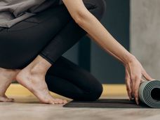 Descubre la clave para una vida saludable: rutina de ejercicios y meditación en casa