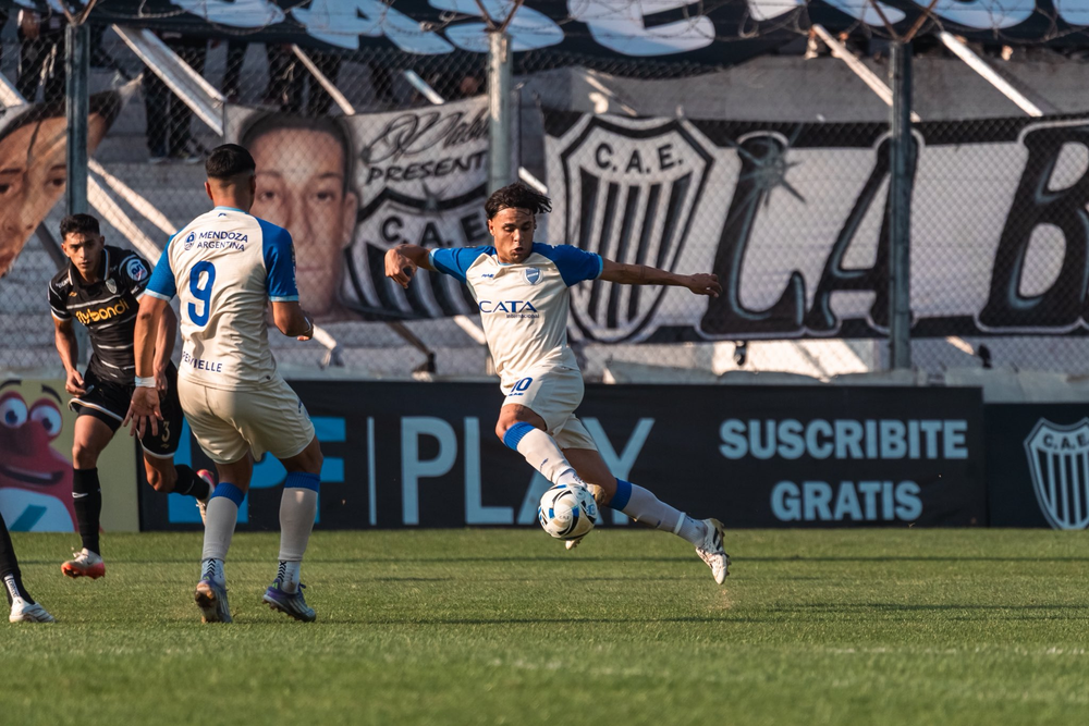 Estudiantes de Caseros vs Godoy Cruz 