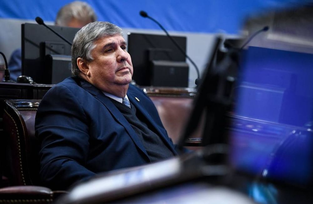 El jefe del bloque oficialista, José Mayans (Comunicación Senado)