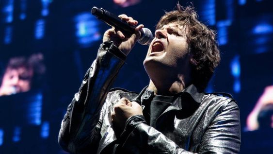 Ciro adelantó unos segundos de la versión acústica de El farolito”