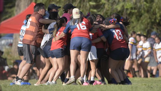 Rugby. Las chicas rivadavienses festejan su primer campeonato nacional de clubes