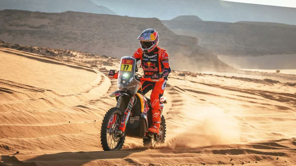 Luciano Benavides, líder del Dakar en motos.