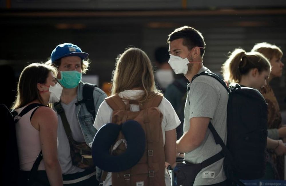 Ya hay restricciones para ingresar o salir del país y ahora piden a la gente responsabilidad para no aplicar más limitaciones en las actividades.