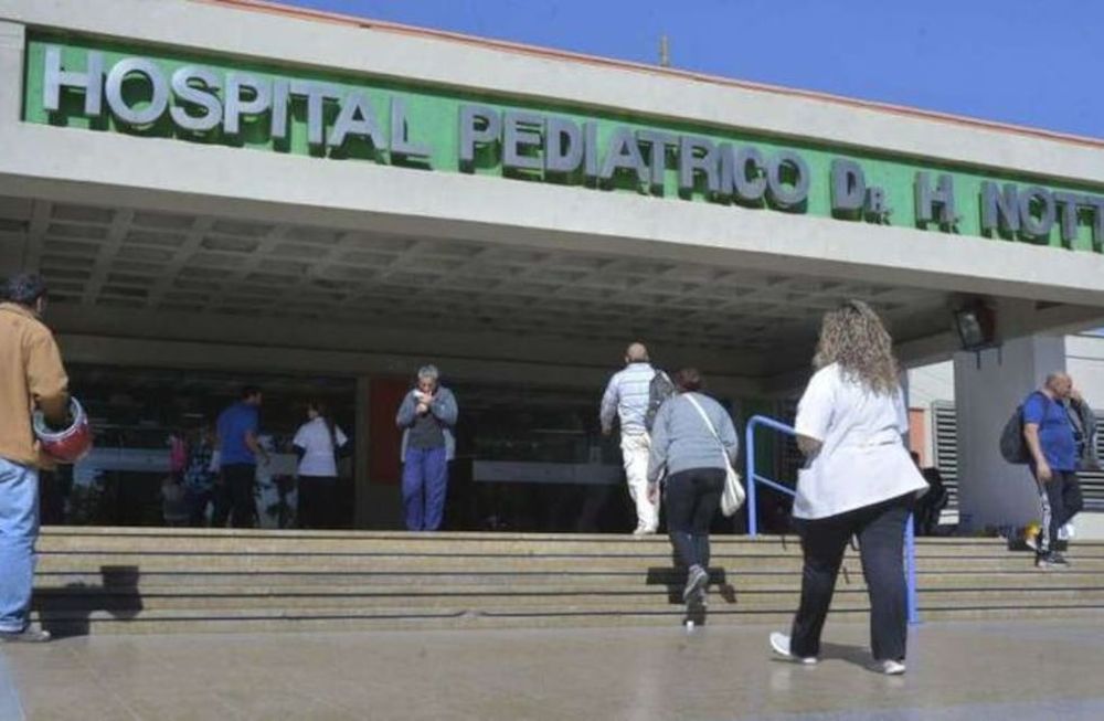 Estuvimos a cargo del difícil procedimiento de sacar objetos de distinto tipo de la vía respiratoria de pacientes de Mendoza y algunos venidos de San Juan y San Luis.
