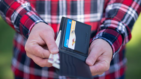 Septiembre arranca con aumentos en combustibles, alquileres, prepagas y el salario del personal doméstico