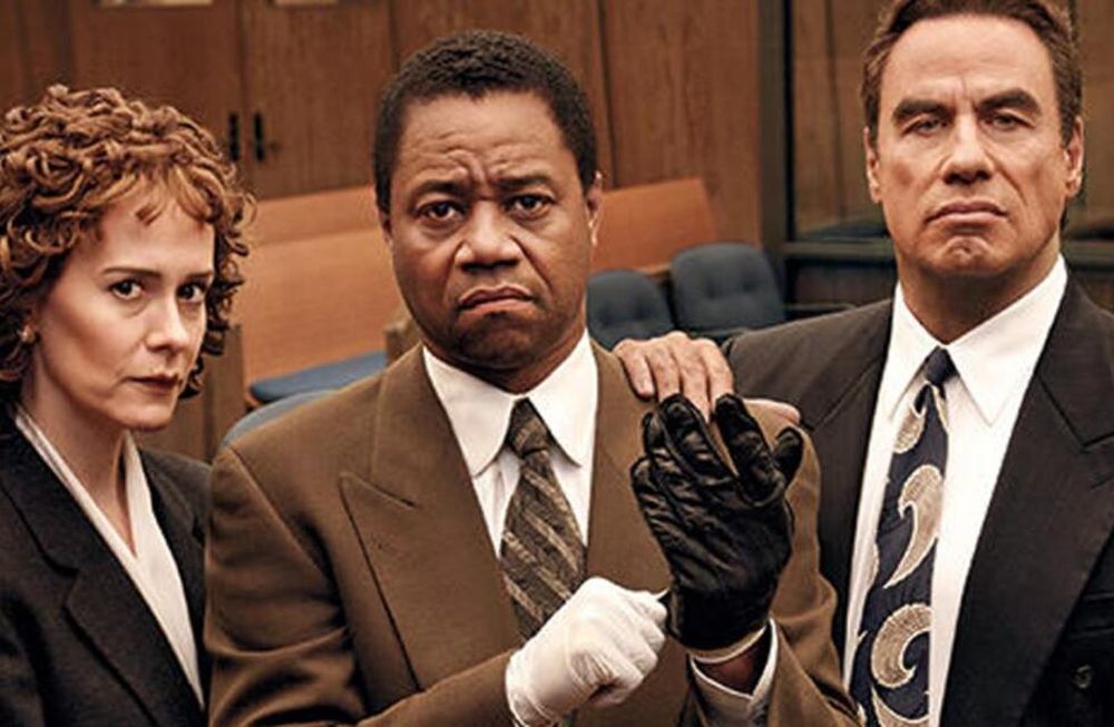 Sarah Paulson, Cuba Gooding Jr. y John Travolta, en la producción de Ryan Murphy que ganó con justicia varios Emmy.