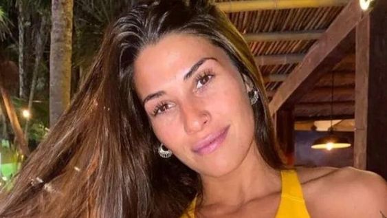 La morocha se filmó practicando yoga