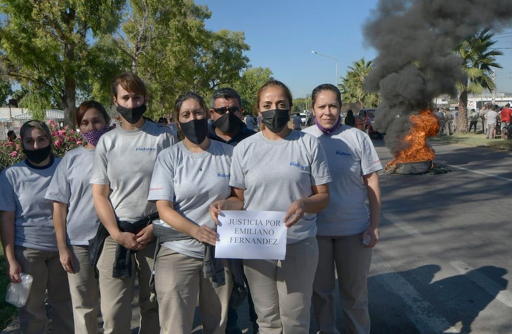 Emiliano Miguel Fernández fue asesinado de un piedrazo para robarle su bicicleta en el Acceso Norte de Mendoza.Foto: Orlando Pelichotti/ Los Andes