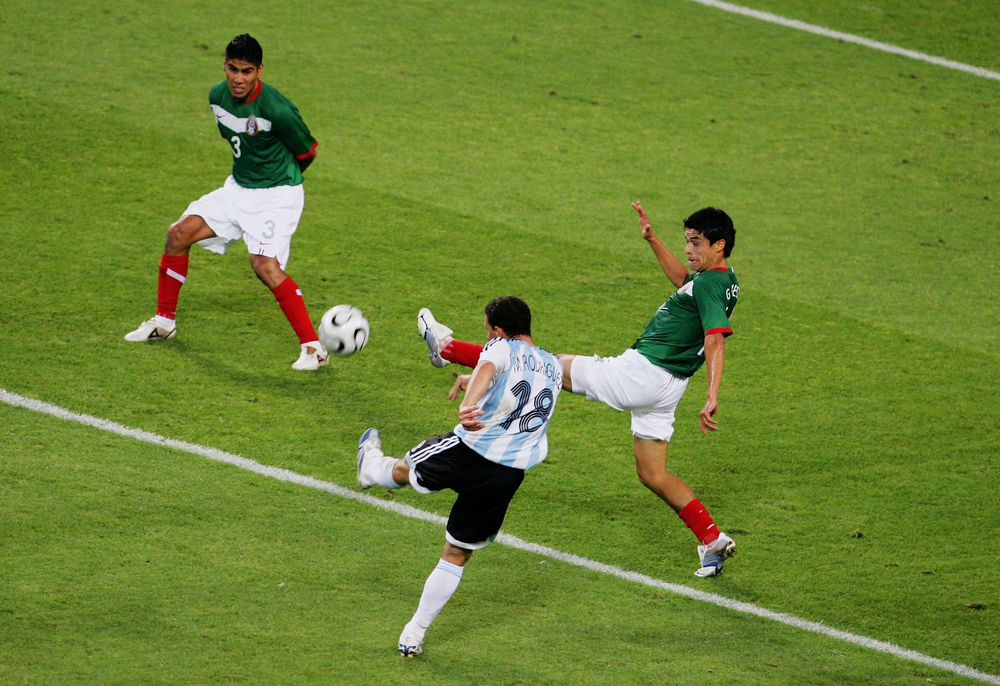 Maxi Rodríguez y su gol a México. Inolvidable.