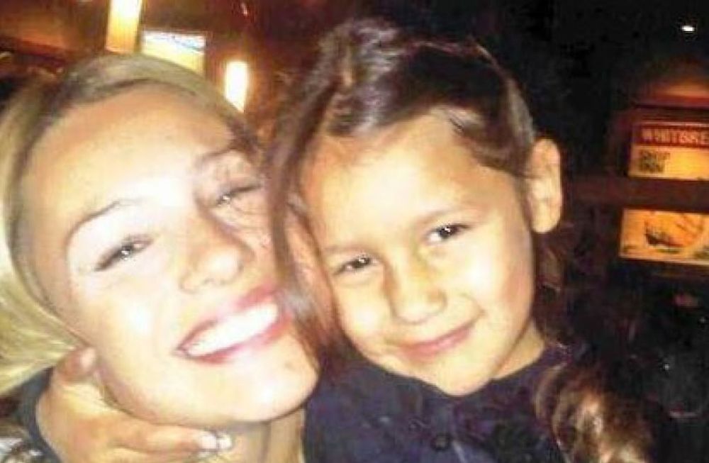 Pampita y un doloroso texto por el Día de la Mujer: Vivir sin una parte para siempre