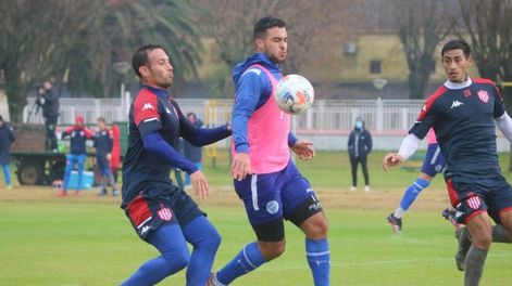 Los Andes | Godoy Cruz se enfrentó a Unión de Santa Fe en el último amistoso de la pretemporada.
