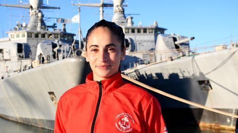 Rocío Troncoso, primera mujer nadadora de rescate de Infantería de Marina de las Fuerzas Armadas.