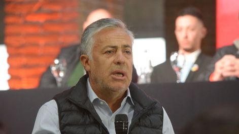 La recaudación creció 1,5% real en 2025, con fuertes diferencias entre impuestos y una baja marcada en los recursos por regalías.