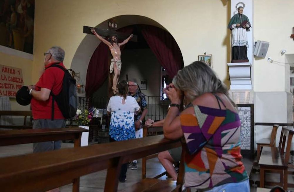 Pervive en el sentimiento de miles de mendocinos la percepción de que la Semana Santa es un tiempo propicio para expresar públicamente la fe en el Resucitado / Foto: José Gutiérrez