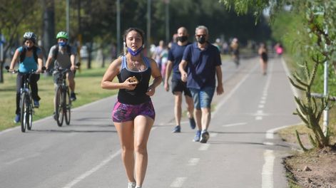Parte provincial de muertes, fallecidos y recuperados de coronavirus en Mendoza. Foto: José Gutiérrez / Los Andes