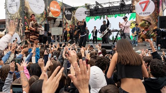 mas de 6.000 personas celebraron el dia del nino en dalvian