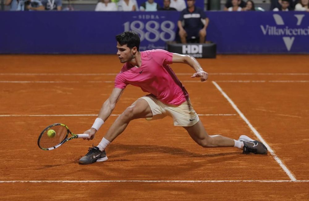 Carlos Alcaraz genó su primer partido en el Argentina Open. (Prensa AO)