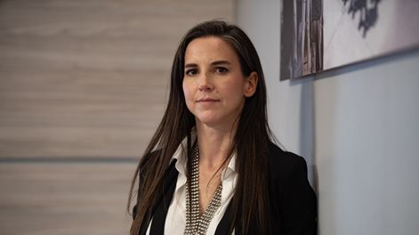 Russe reconoce inquieta y curiosa. Desde chica tenía un especial interés porla investigación criminal.