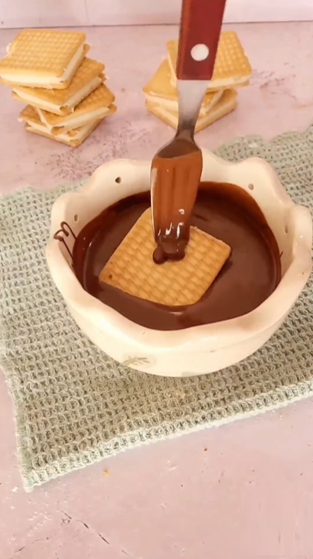 Con esta receta podrás tener en tu casa estas ricas galletas que tantos recuerdos nos traen. Con esta receta podrás tener en tu casa estas ricas galletas que tantos recuerdos nos traen.