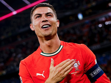 Cristiano Ronaldo renovó con el Al Nassr y sueña con el Mundial 2026