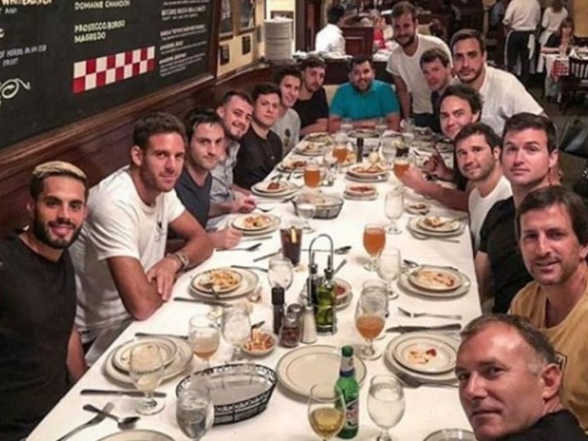 Del Potro aflojó y tras llegar a semis del US Open se fue a cenar con sus amigos