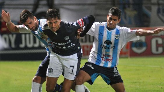 La Lepra se durmió en el final