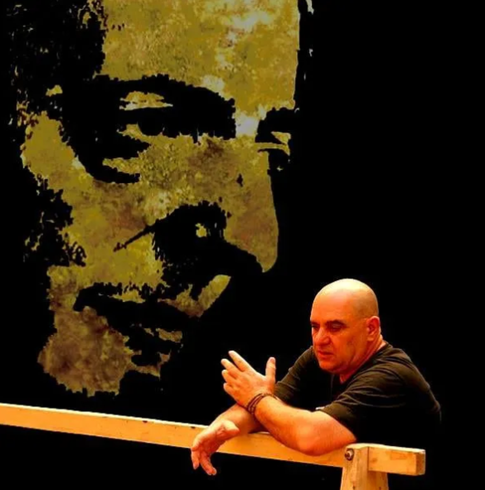 Murió Filippo, el artista rebelde que cautivó a CFK con un cuadro y puso aire acondicionado a un oso polar Murió Filippo, el artista rebelde que cautivó a CFK con un cuadro y puso aire acondicionado a un oso polar