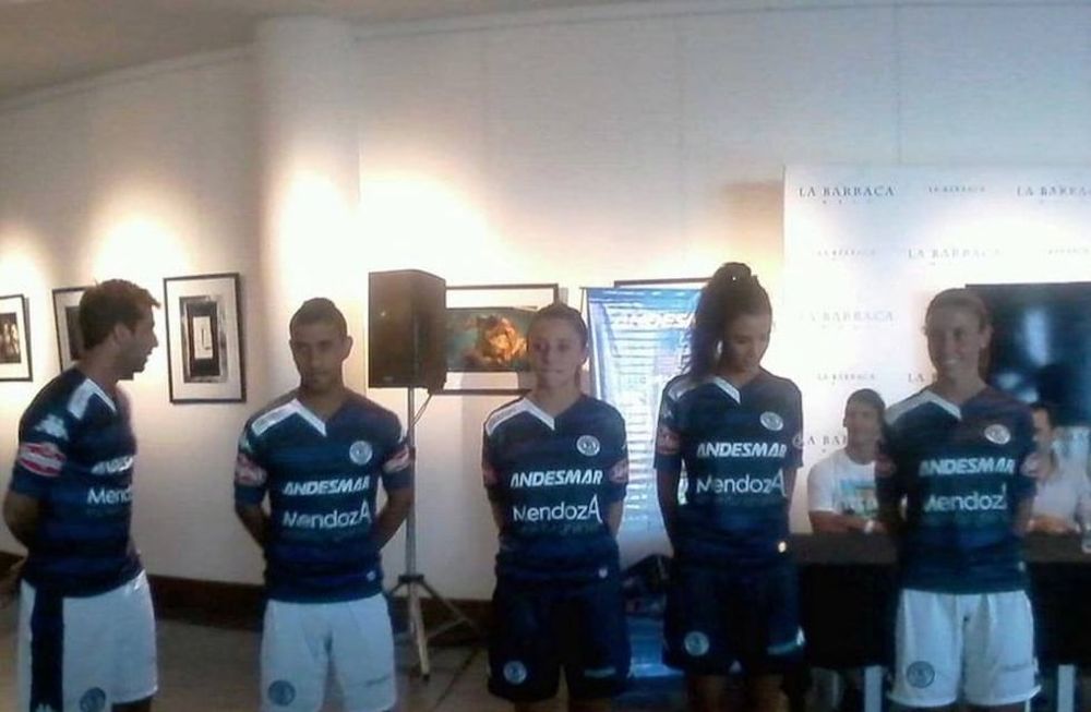 La Lepra tiene nueva camiseta para debutar en Jujuy