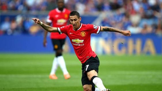 Di María se retiró lesionado en el empate del Manchester United