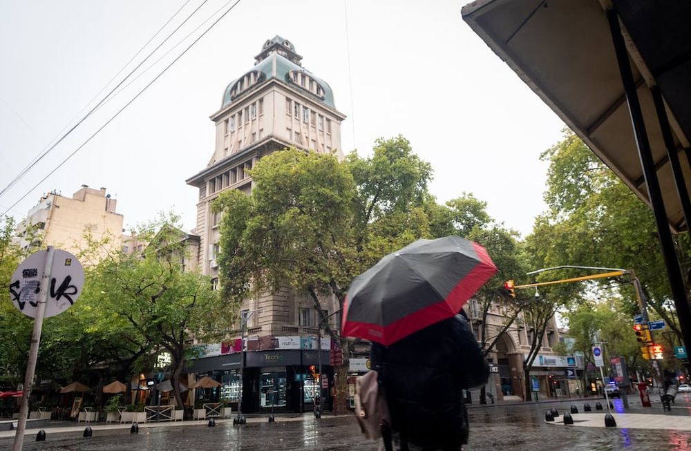 Hace más de dos meses que no llueve considerablemente en el Gran Mendoza. Foto: Ignacio Blanco / Los Andes