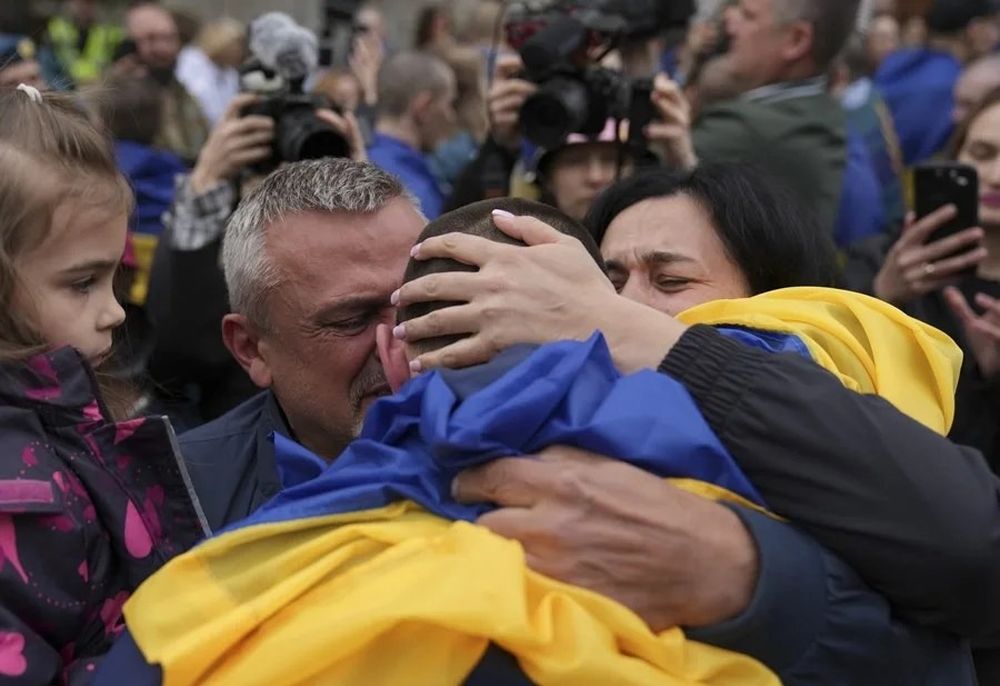 Rusia y Ucrania realizaron el primer intercambio de prisioneros de guerra menores de 25 años. &nbsp;