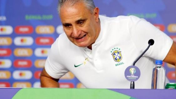 La confesión del DT de Brasil: No duermo bien cuando tengo que jugar contra Messi
