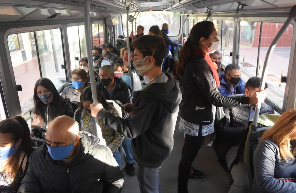 Las tendencias avizoran reducción en la demanda, temor de la población, inclinación al uso de vehículo particular. Se deberá reorganizar la circulación y el uso de la calzada.Foto: Jose Gutierrez / Los Andes