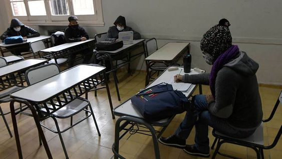 A partir del próximo lunes habrá presencialidad absoluta para nivel inicial (salas de 4 y 5 años), primer, segundo y tercer grado de primaria. Foto: Orlando Pelichotti / Los Andes
