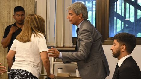 El exjuez federal Walter Bento junto a su esposa Marta Boiza y su hijo Nahuel Bento, los tres condenados por integrar un clan dedicado al lavado de dinero.&nbsp;