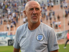 Daniel Oldrá, cerca de Instituto de Córdoba